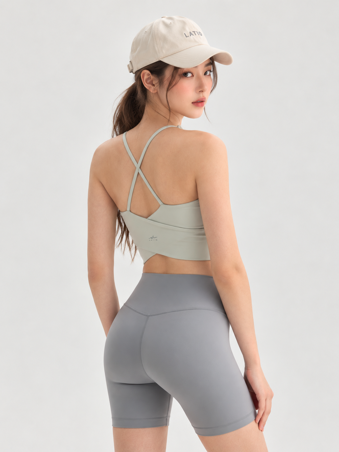 Color-Block Yoga Tank Top with Built-In Bra Cups